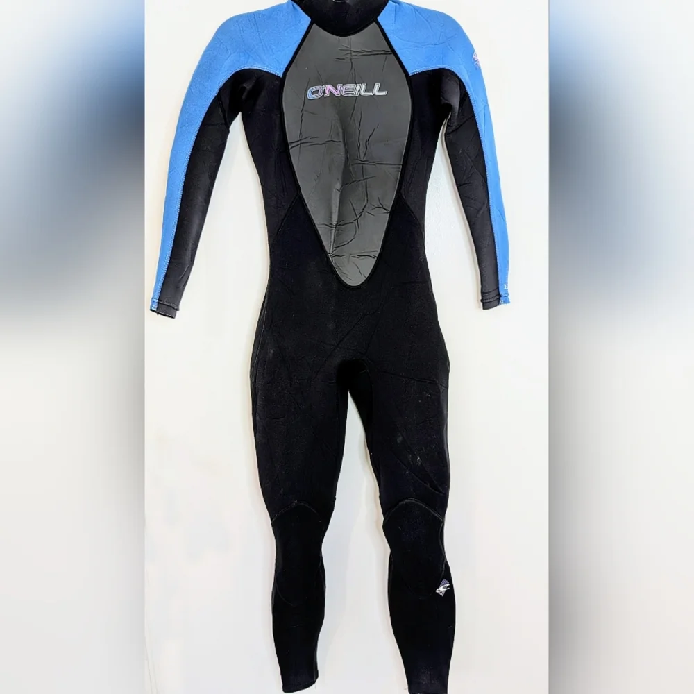 Black and Blue Wetsuit - Picture 1 of 11